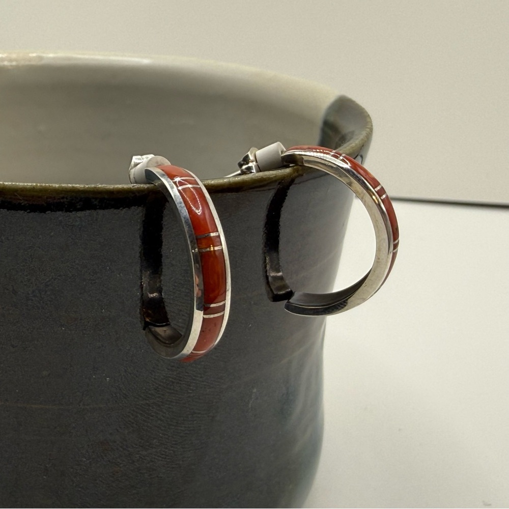 Sterling‎ Silver Coral Inlay Earrings Hoop Red Stone Elegant Luxury